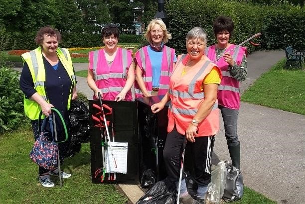 Firth Park litter pickers