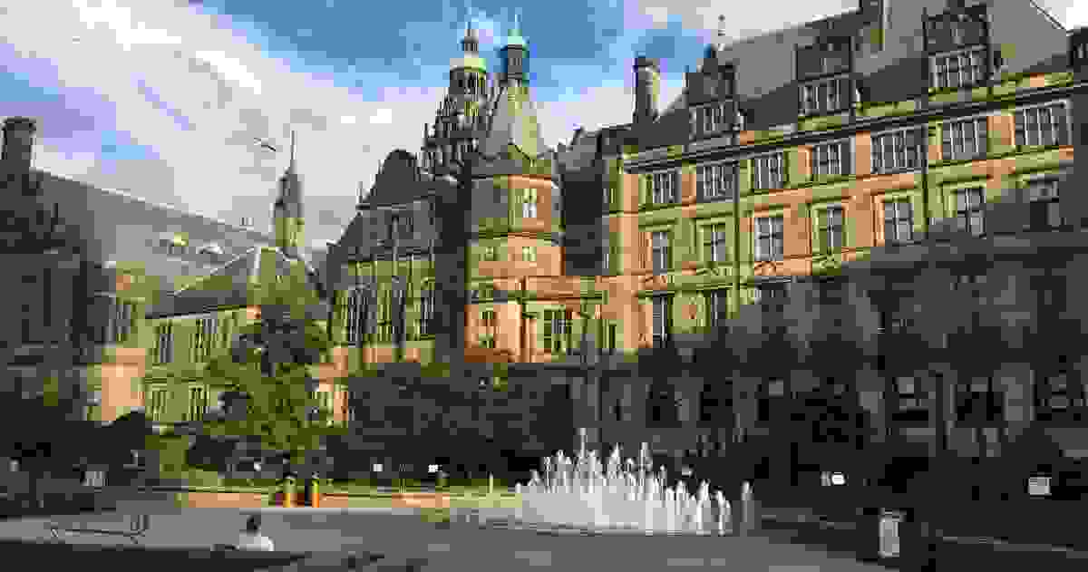 Photograph of Sheffield Town Hall and Peace Gardens
