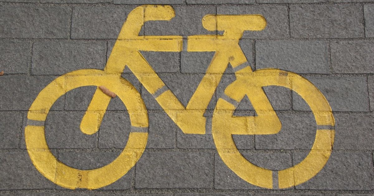 drawing of a bicycle on bricks