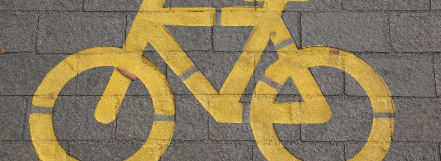 yellow cycle lane drawing