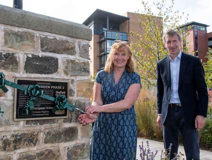 Cllr Julie Grocutt and South Yorkshire Mayor Dan Jarvis cutting ribbon at Grey to Green opening ceremony