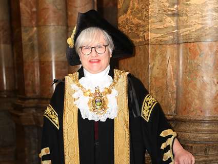 Lord Mayor Sioned Mair Richards in her robes and chain in town hall