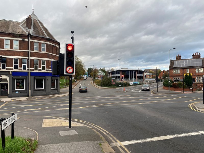 Box junction and traffic light Queens Road