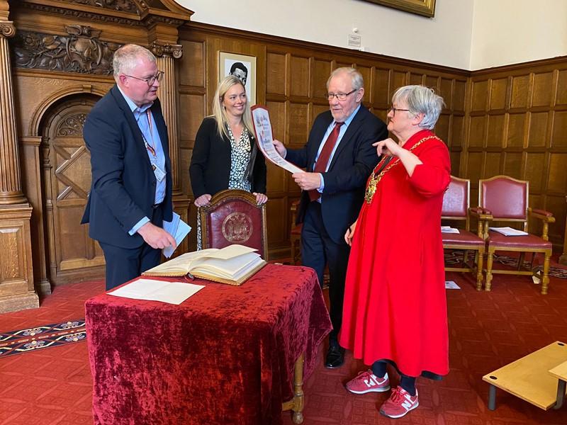 Richard Caborn  receiving Freedom of the City with Lord Mayor Sioned-Mair Richards with CEX Kate Josephs & General Counsel and Monitoring Officer, David Hollis