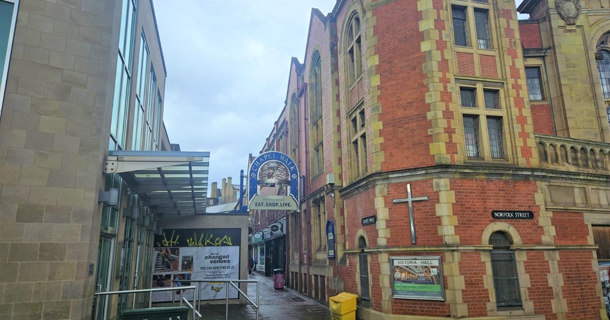 Chapel Walk taken from Norfolk Row. 