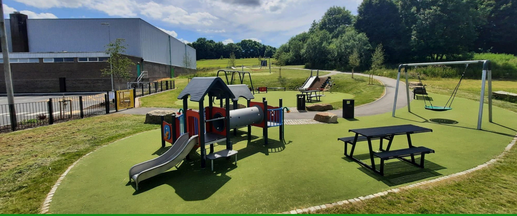 new play area in Oxley Park 