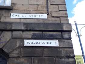 Castle street sign