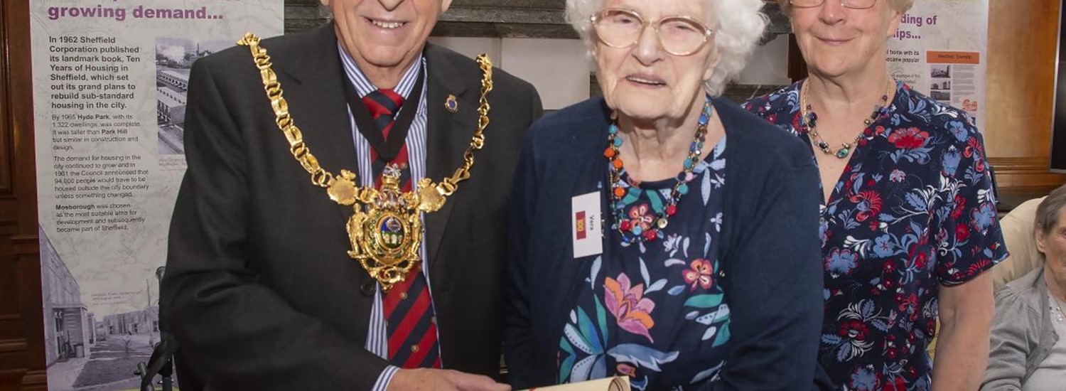 Lord Mayor with Vera