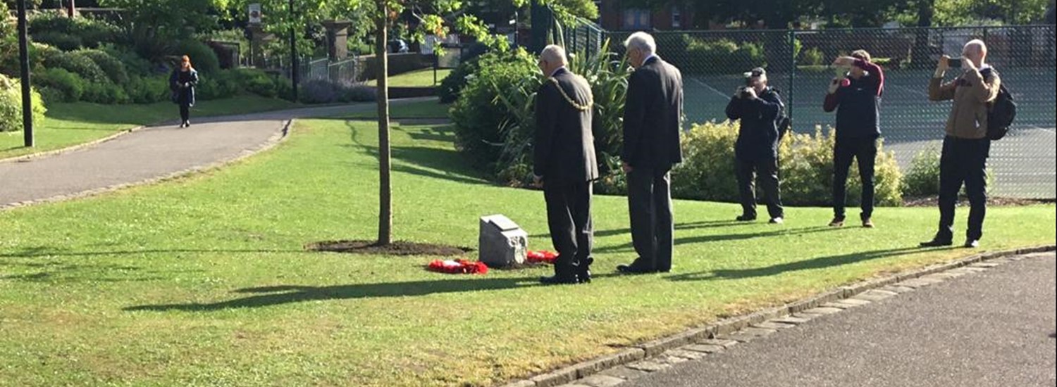 soldiers at a memorial