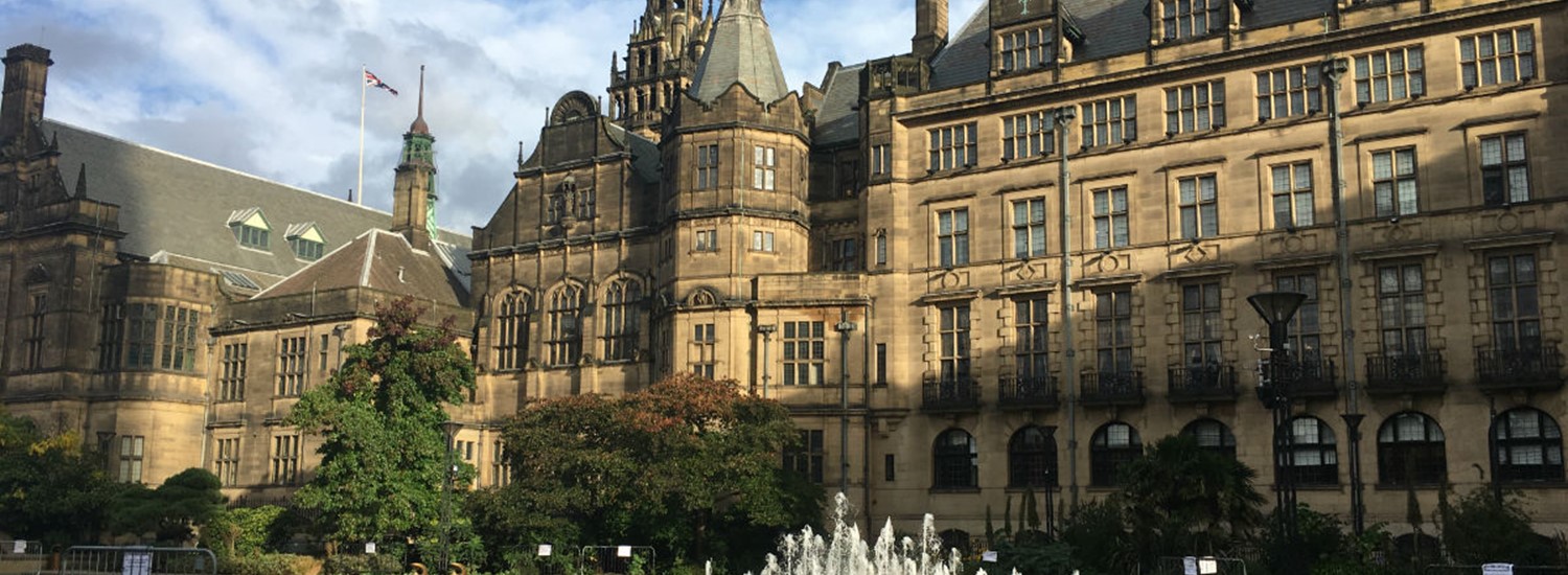 Sheffield Town Hall fountain view